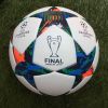 Ballon de football - Ref 6732