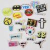 Broche femme en plexiglas - Ref 1179135