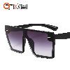 Lunettes de soleil OU TU en PC - Ref 3367434