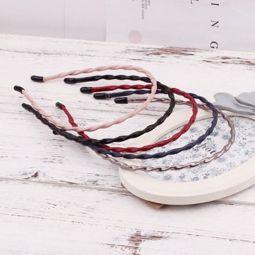 Accessoire coiffure en cuir - Ref 1200457