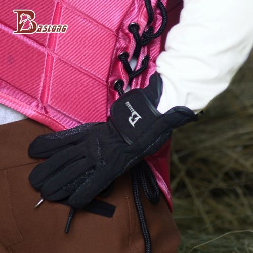 Article sports equestres pour enfant BASLONG en particules antidérapantes - Ref 1387700