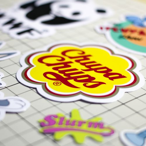 Autocollant pour téléphone portable SLURM STICKER - Ref 1371768