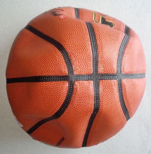 Ballon de basket en caoutchouc - Ref 1985841