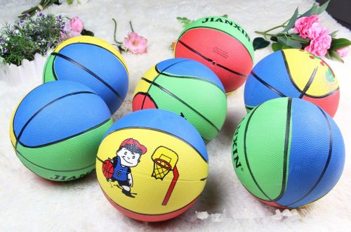 Ballon de basket en caoutchouc - Ref 1989022