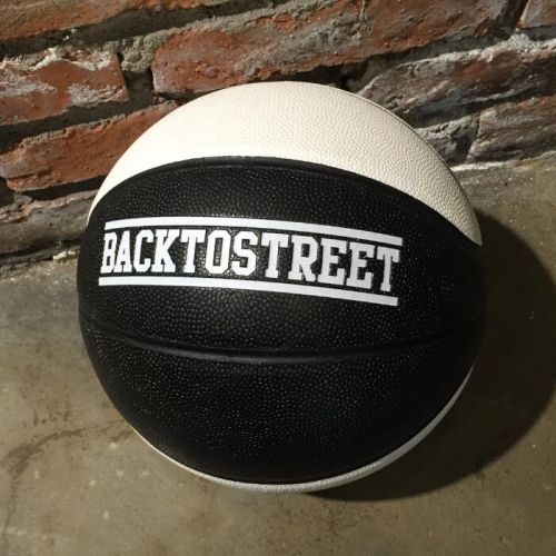 Ballon de basket BACKTOSTREET en ZK microfibre - Ref 1991477