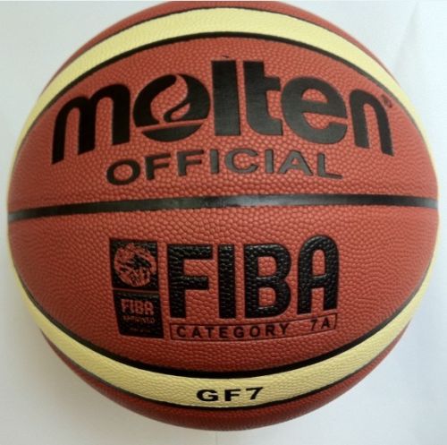 Ballon de basket MOLTEN en PU - Ref 1991829