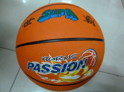 Ballon de basket en caoutchouc - Ref 1993310