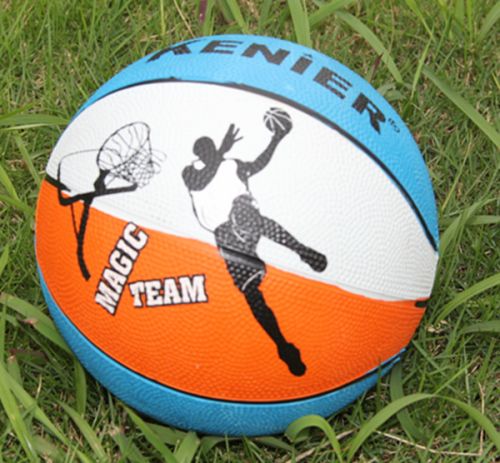 Ballon de basket en caoutchouc - Ref 1993414