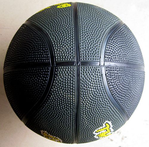 Ballon de basket en caoutchouc - Ref 1993861