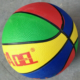 Ballon de basket en caoutchouc - Ref 1994543