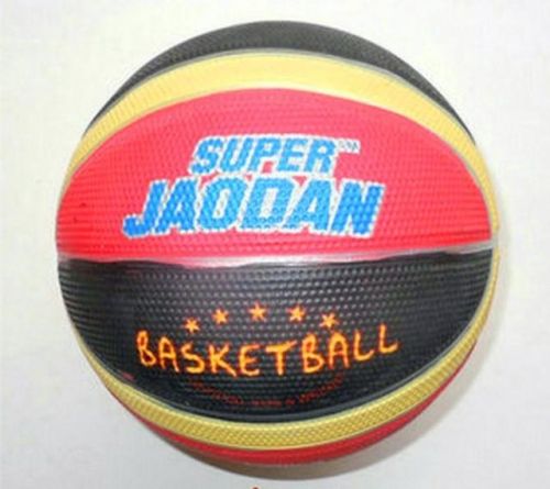 Ballon de basket en caoutchouc - Ref 1994613