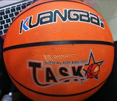 Ballon de basket en caoutchouc - Ref 1995033
