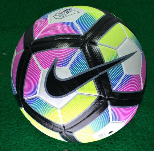 Ballon de football - Ref 5187