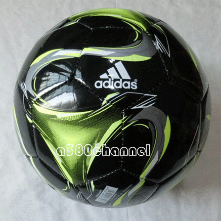 Ballon de football - Ref 5561