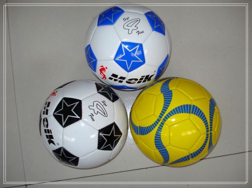 Ballon de football - Ref 5726