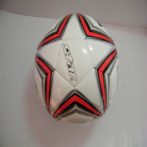 Ballon de football - Ref 5757