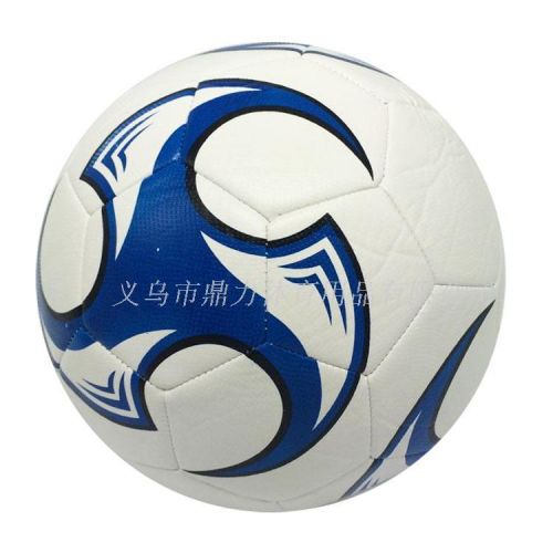 Ballon de football - Ref 5800