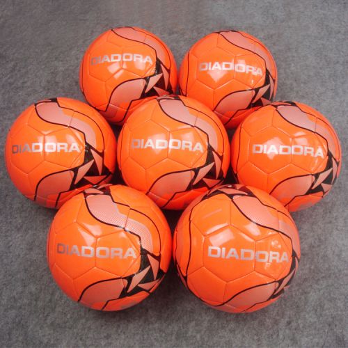 Ballon de football - Ref 6524