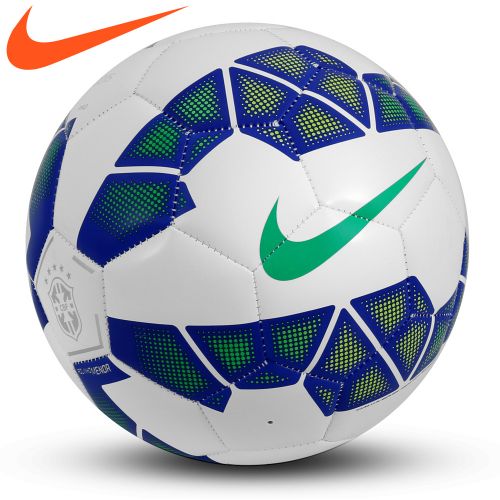 Ballon de football 6607