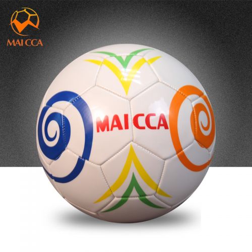 Ballon de football - Ref 6666