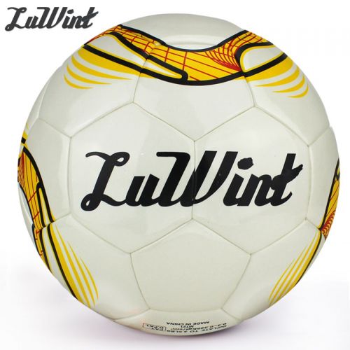Ballon de football - Ref 6888