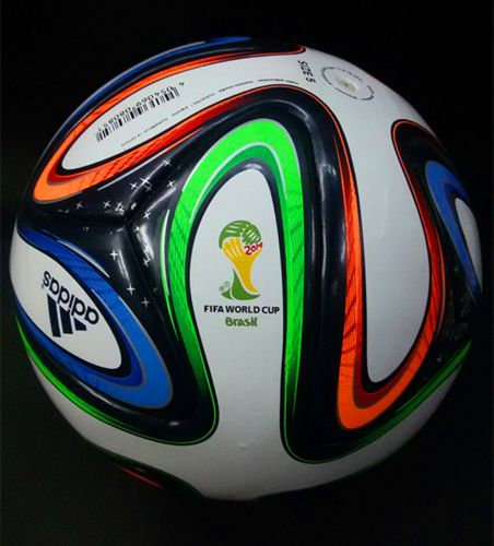 Ballon de football - Ref 7008