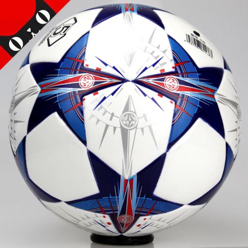 Ballon de football - Ref 7133