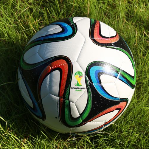 Ballon de football - Ref 7526