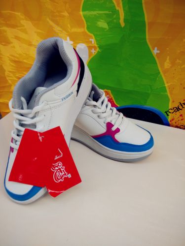 Baskets à roulettes pour homme femme enfant - Ref 2569159