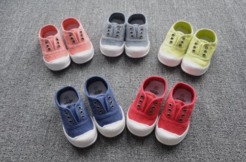 Baskets enfants en toile coutures cuir pour printemps - semelle caoutchouc Ref 1011337