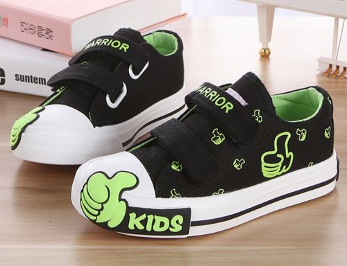 Baskets enfants en toile WARRIOR pour printemps - semelle caoutchouc naturel Ref 1014959