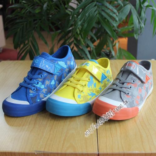 Baskets enfants en toile pour printemps - semelle caoutchouc Ref 1016009