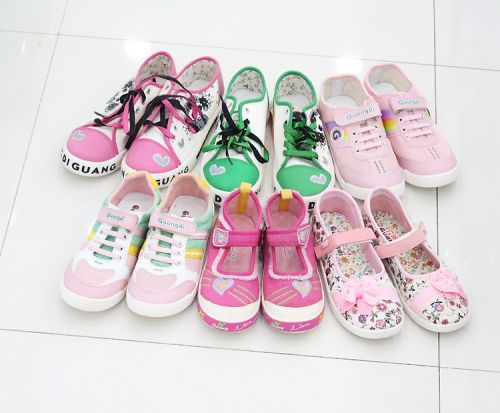 Baskets enfants en toile rivet pour printemps - semelle caoutchouc Ref 1018482