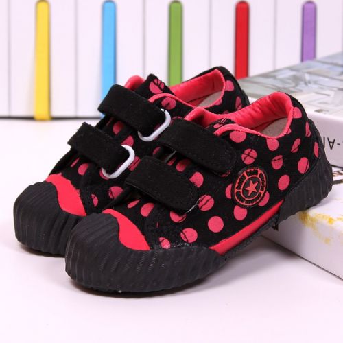 Baskets enfants en toile WARRIOR pour printemps - semelle caoutchouc Ref 1031215