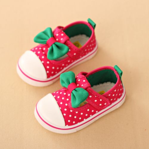 Baskets enfants pour printemps - Ref 1034938