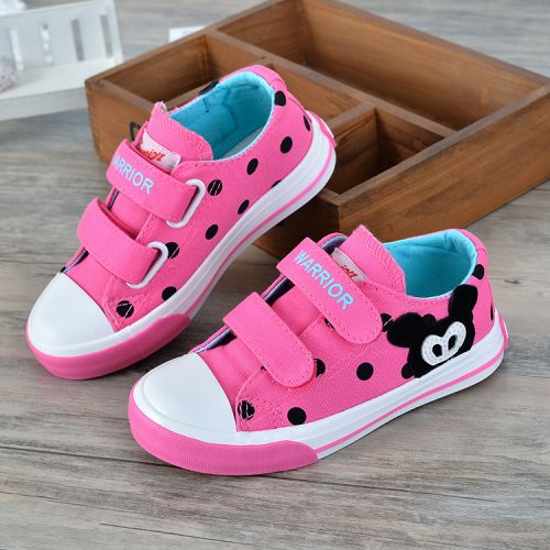 Baskets enfants en toile WARRIOR pour printemps - semelle caoutchouc Ref 988040