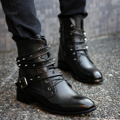 Boots - chaussures jeunesse, Mardi, tendance des jeunes Ref 936512