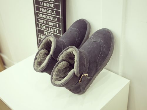 Boots - chaussures en plancher de cuir, En plus de de vache, ronde pour hiver - Angleterre - semelle caoutchouc - Ref 95