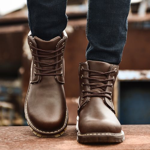 Boots - chaussures en plancher de cuir, En plus de de vache, ronde pour hiver - loisir - semelle caoutchouc - Ref 950884