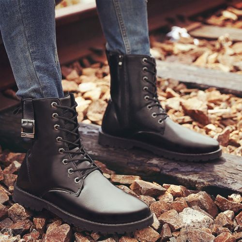 Boots - chaussures en plancher de cuir, En plus de de vache, ronde pour hiver - tendance des jeunes - semelle caoutchouc