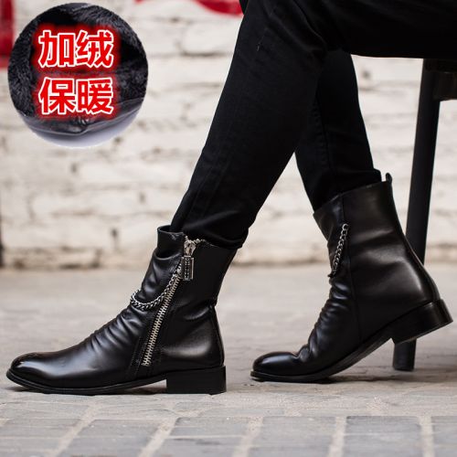 Boots - chaussures en plancher de cuir, En plus de de vache, pointu pour hiver - semelle caoutchouc - Ref 951544