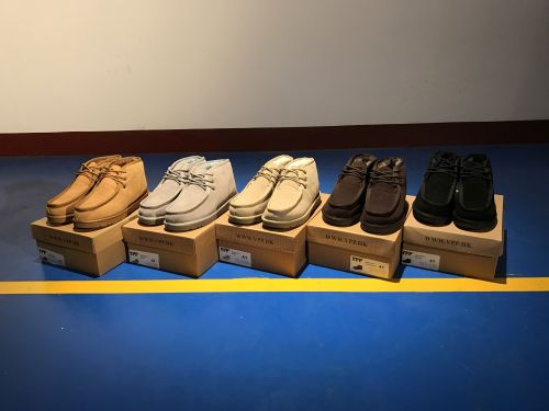 Boots - chaussures en Première couche de cuir, En plus de de vache, - Ref 951920