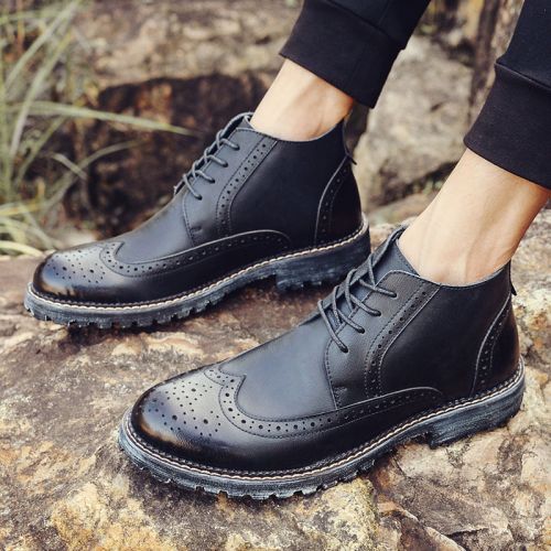 Boots - chaussures en plancher de cuir, En plus de de vache, ronde pour hiver - loisir - semelle caoutchouc - Ref 952023