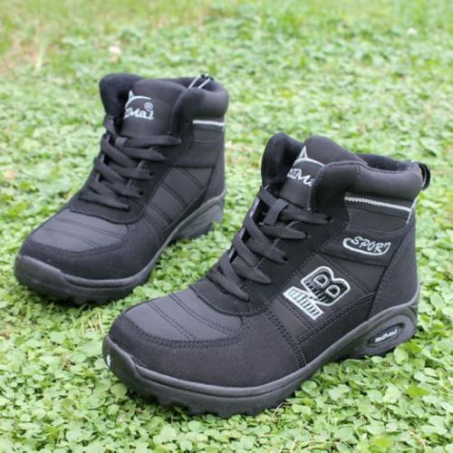 Boots - chaussures en Nubuck autre pour hiver - loisir - semelle caoutchouc - Ref 953132