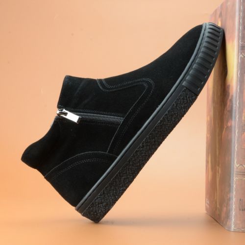 Boots - chaussures en de vache ronde pour hiver - loisir - semelle caoutchouc - Ref 953263