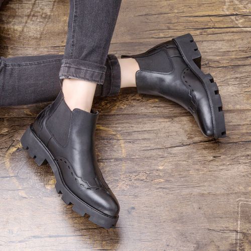 Boots - chaussures en plancher de cuir, En plus de de vache, pointu pour hiver - tendance des jeunes - semelle caoutchou