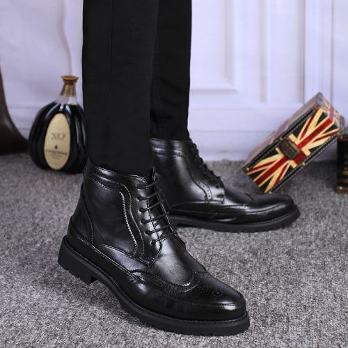 Boots - chaussures en plancher de cuir, En plus de de vache, ronde pour hiver - semelle caoutchouc - Ref 953340