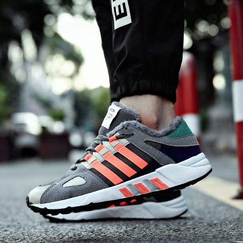 Boots - chaussures en de vache ronde pour hiver - loisir - semelle caoutchouc - Ref 953787