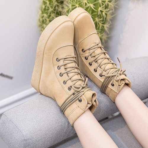 Boots - chaussures en ronde pour hiver - semelle caoutchouc - Ref 953863