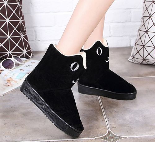 Boots - chaussures en ronde pour hiver - tendance des jeunes - semelle plastique - Ref 954173